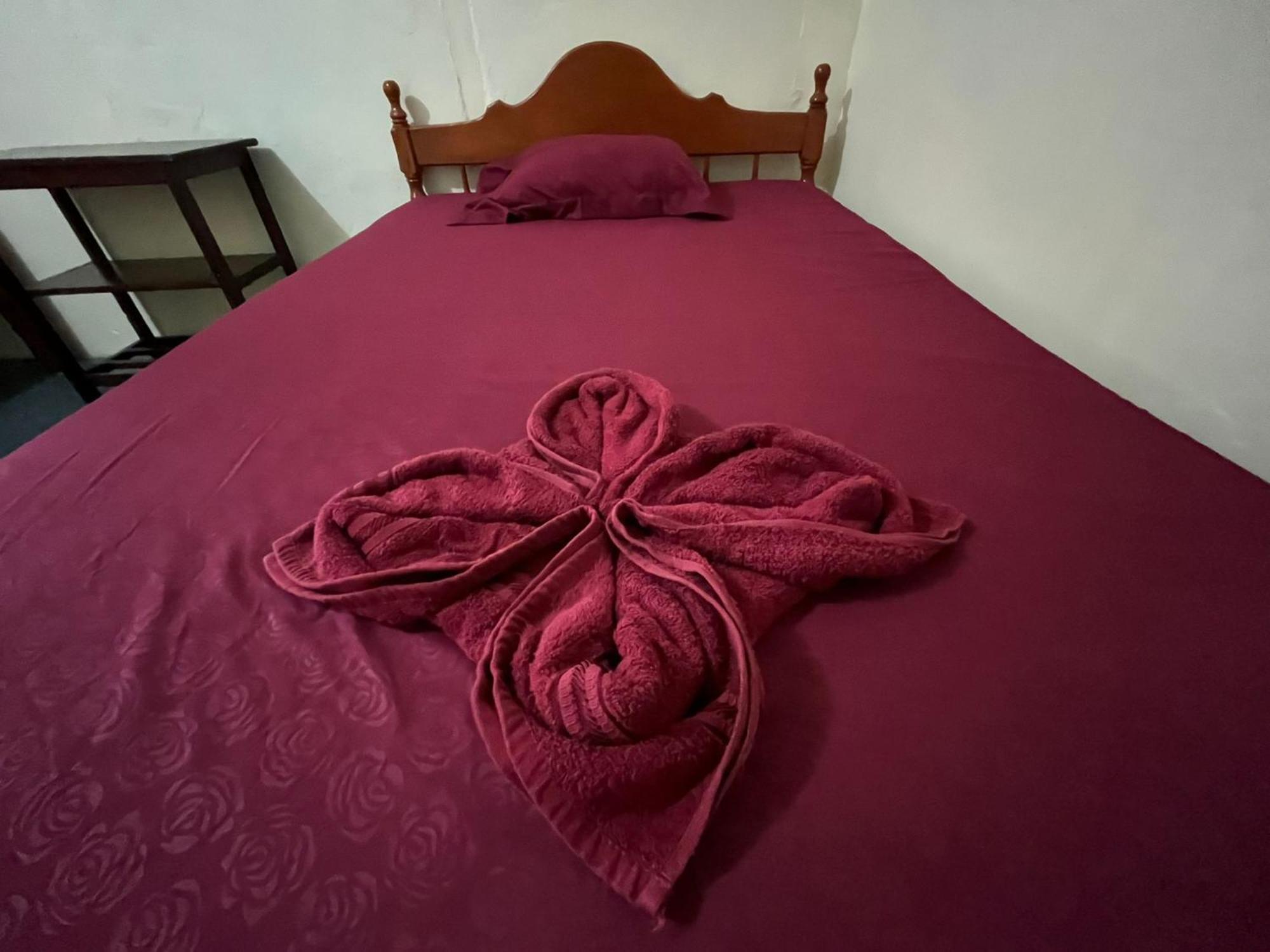 El Homestay Bunaken Kültér fotó