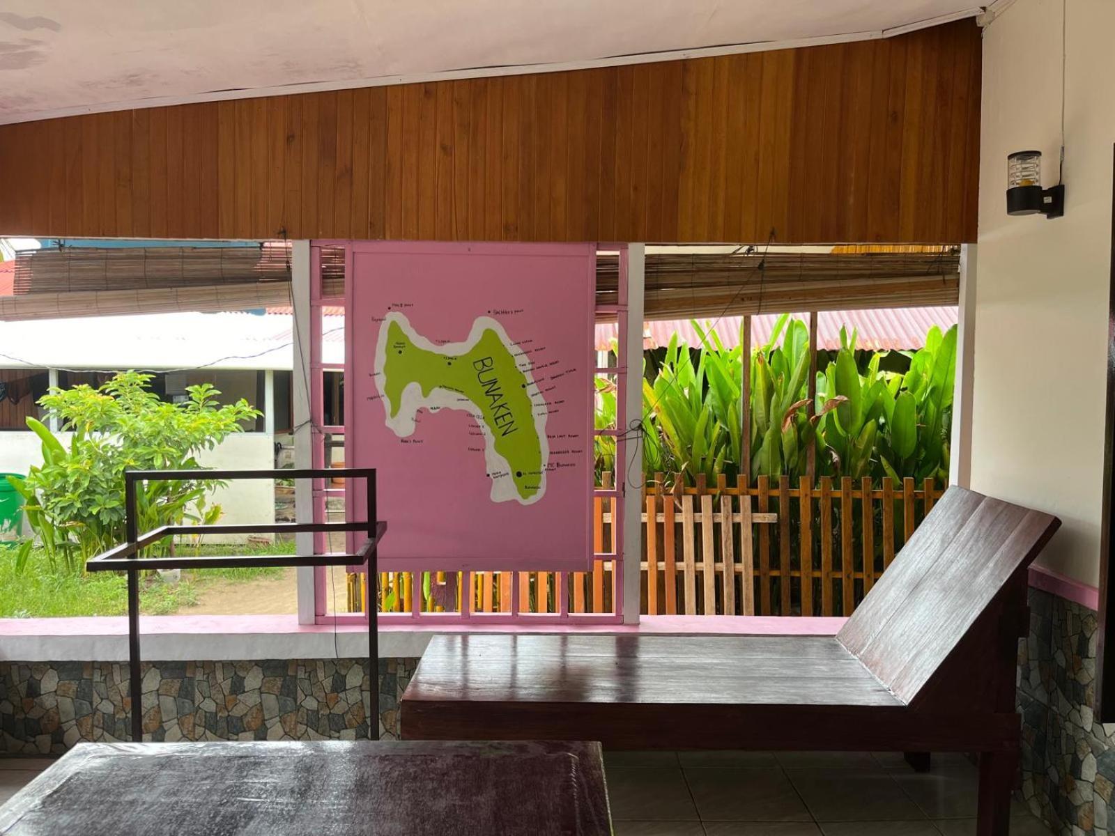 El Homestay Bunaken Kültér fotó